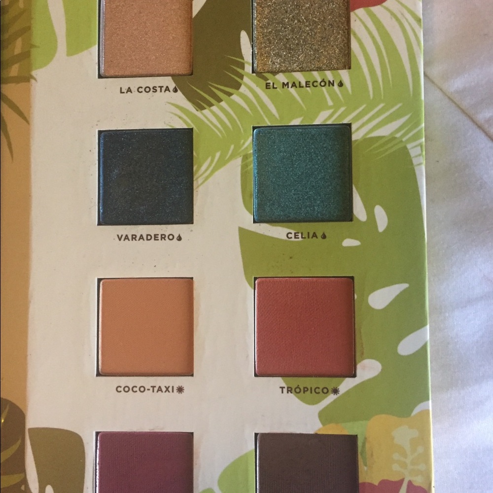 Eye shadow palette - Picture 2 of 3